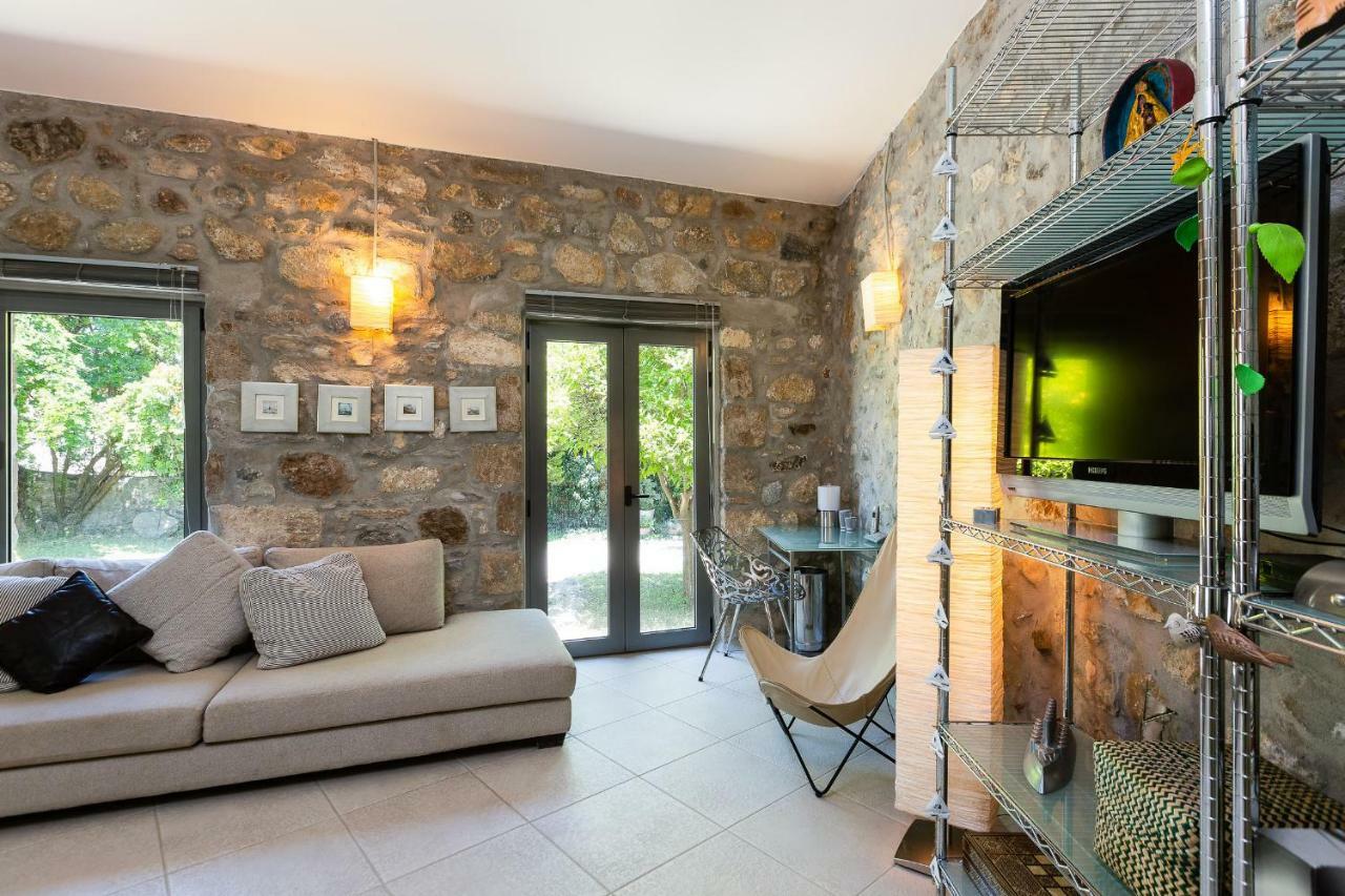 Muazzo Creta Stone House, a Fairytale Cottage, By ThinkVilla Pigí Esterno foto