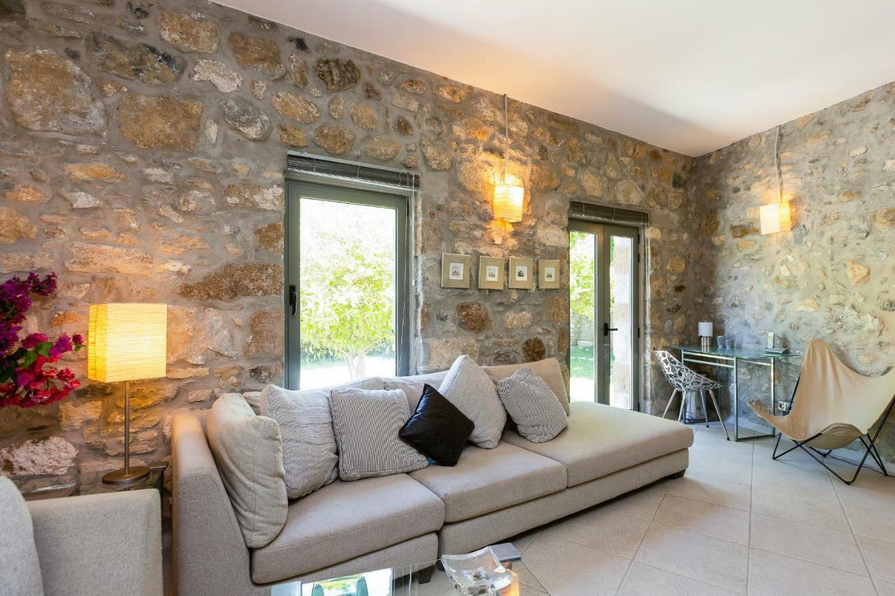 Muazzo Creta Stone House, a Fairytale Cottage, By ThinkVilla Pigí Esterno foto